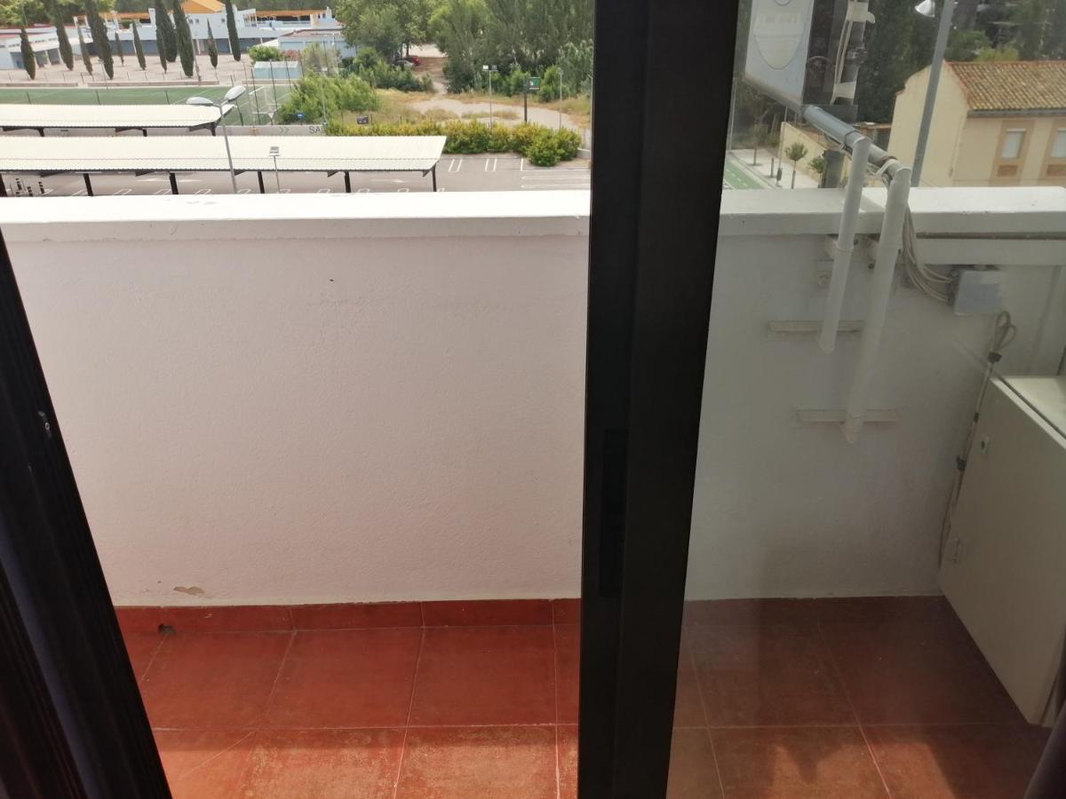 הואסקה Hostal Jaime I מראה חיצוני תמונה