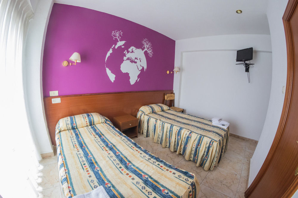 הואסקה Hostal Jaime I מראה חיצוני תמונה